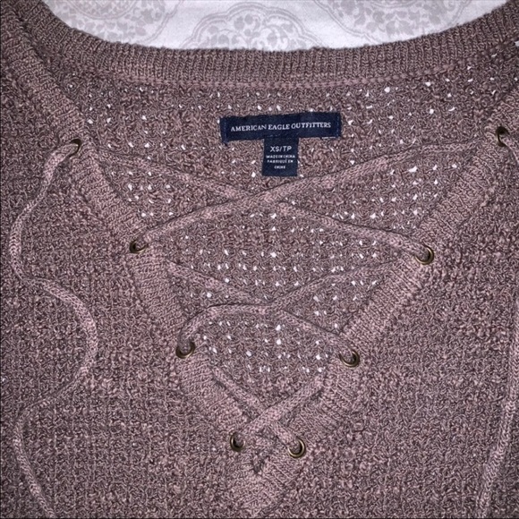 🔥 3 for $15 🔥
American Eagle Outfitters taupe lace-up Sweater - Picture 3 of 8
